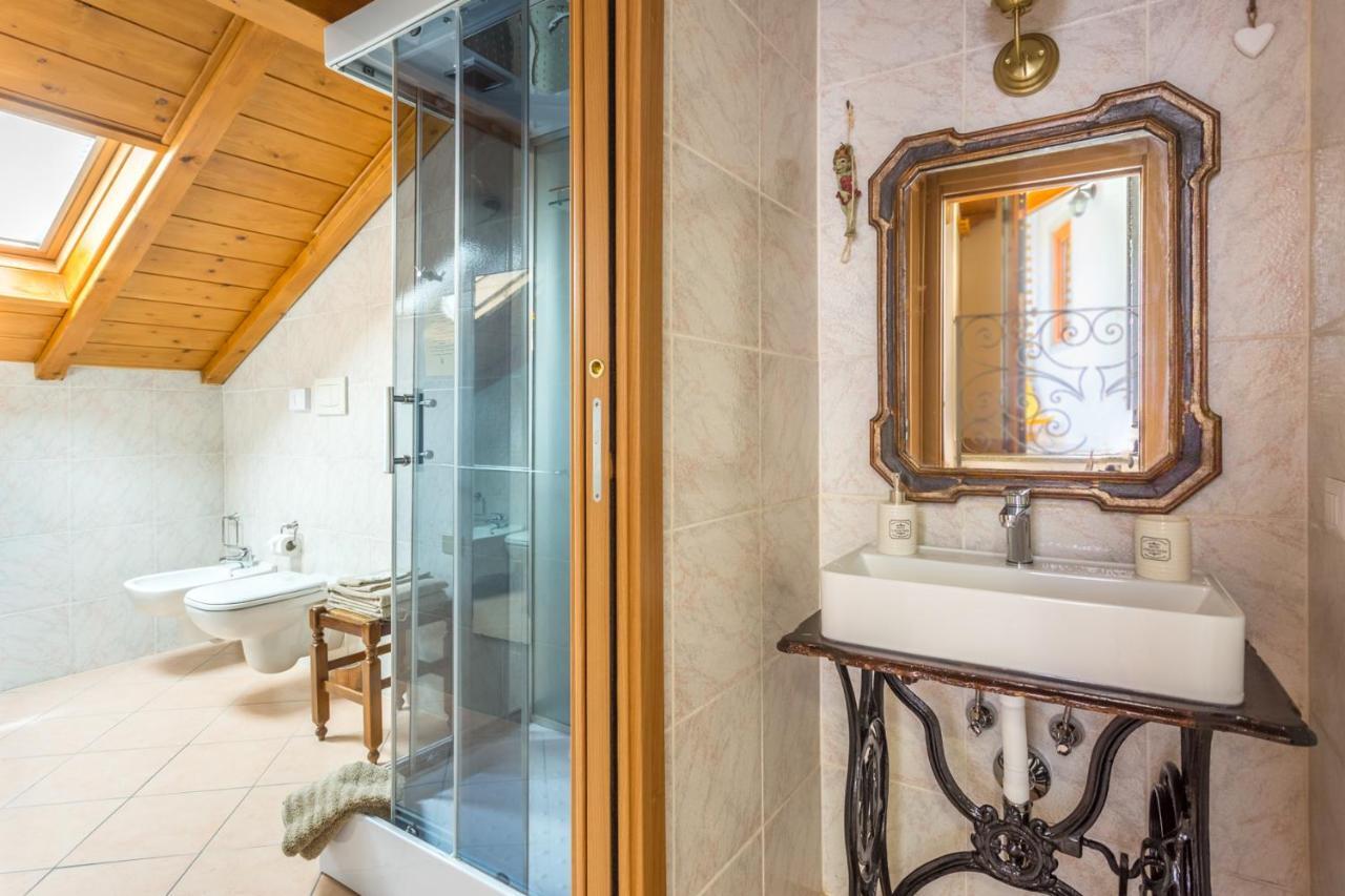 Guest House Casa Del Folletto Stresa Exterior photo
