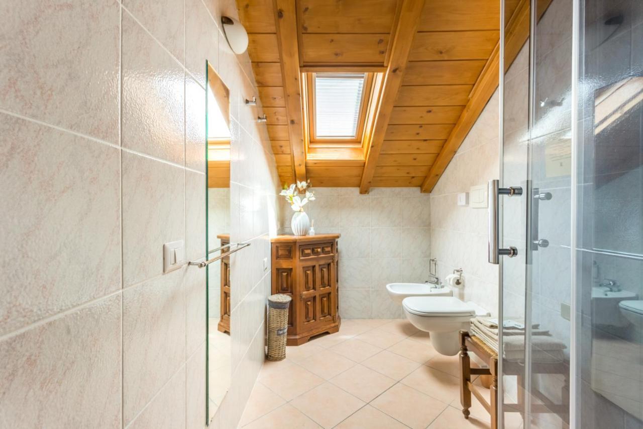 Guest House Casa Del Folletto Stresa Exterior photo